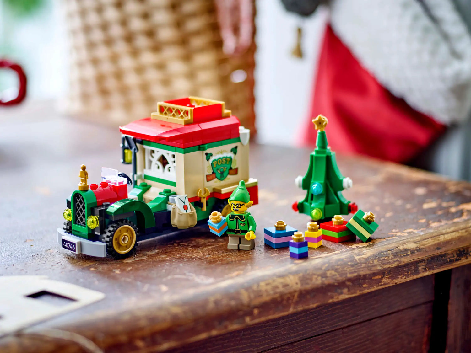 LEGO® Santa’s Delivery Truck