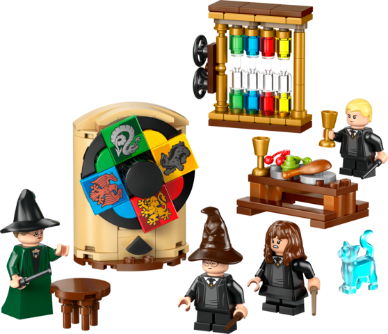 LEGO® Harry Potter™ Hogwarts™ Castle Sorting Hat Ceremony
