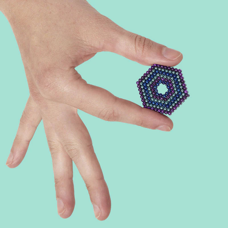 Speks Unwind Blue Gradient 432 Fidget Magnets