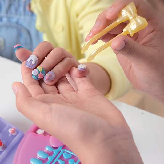 Design ‘n’ Display Nail Studio Aquabeads