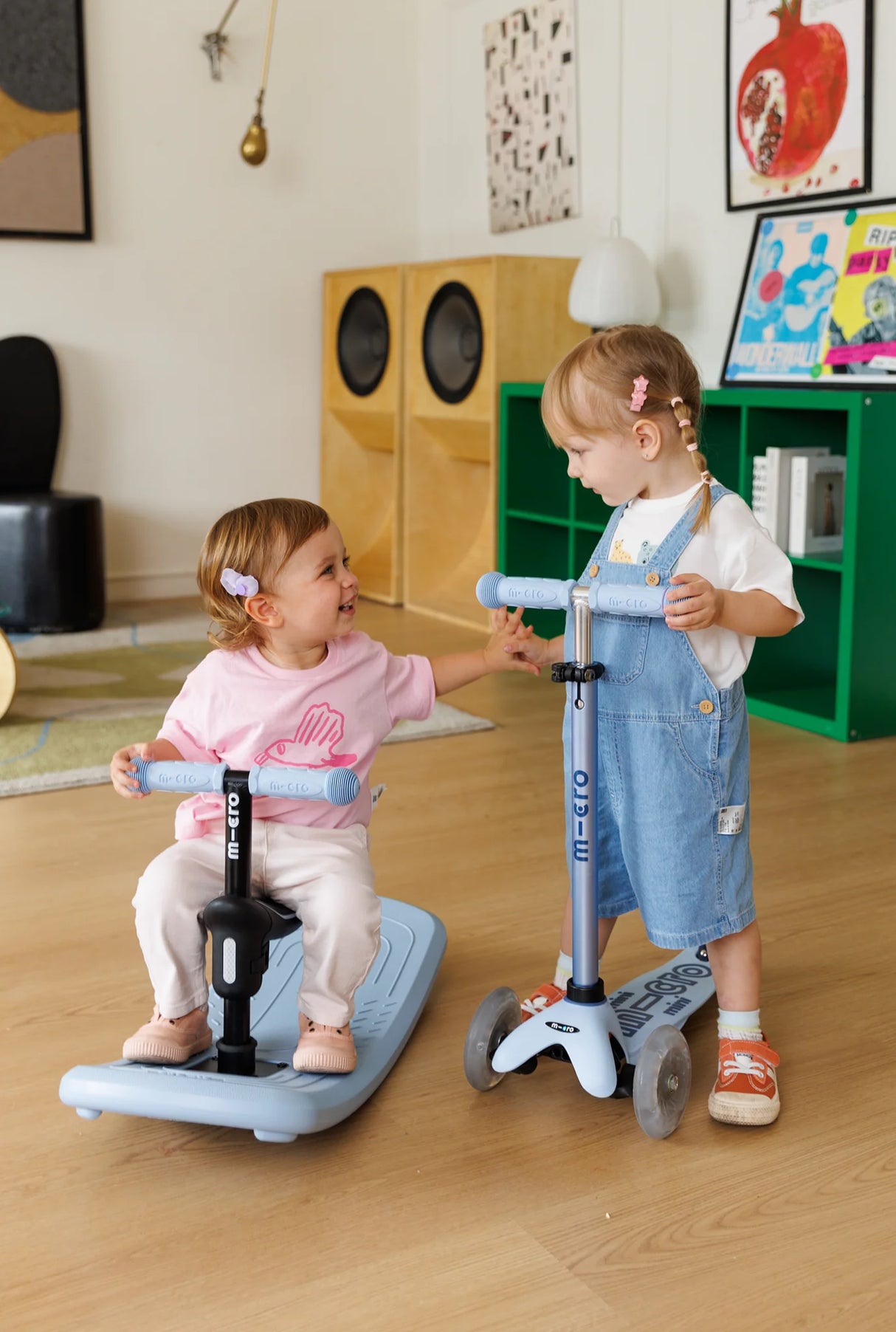 Mini Deluxe LED Ocean Slate Rock & Go Scooter