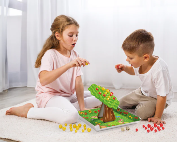 Stay Apple Balance Game