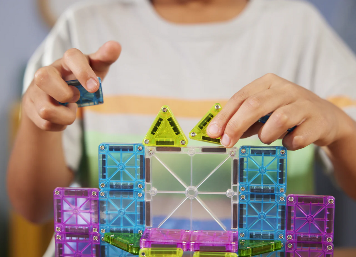 Magna-Tiles® Travel Deluxe 55 piece set