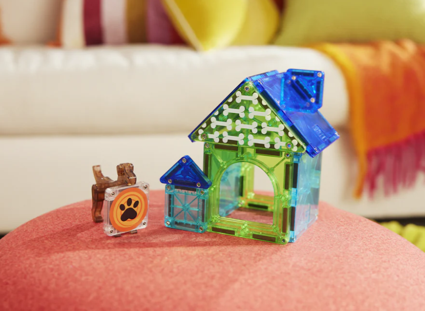 Magna-Tiles® Dog House 13 piece set