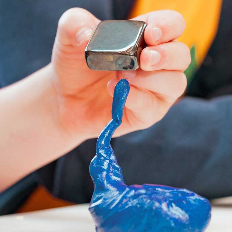 Tidal Wave Magnetic Thinking Putty