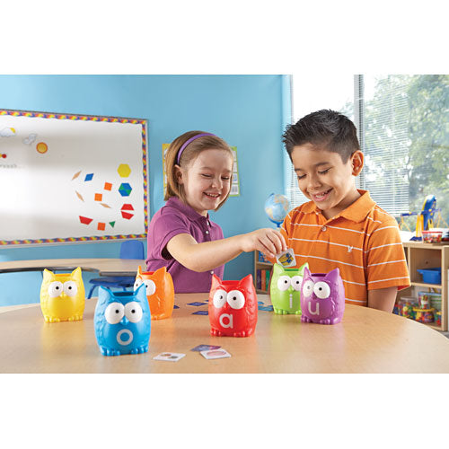 Vowel Owls Sorting Set