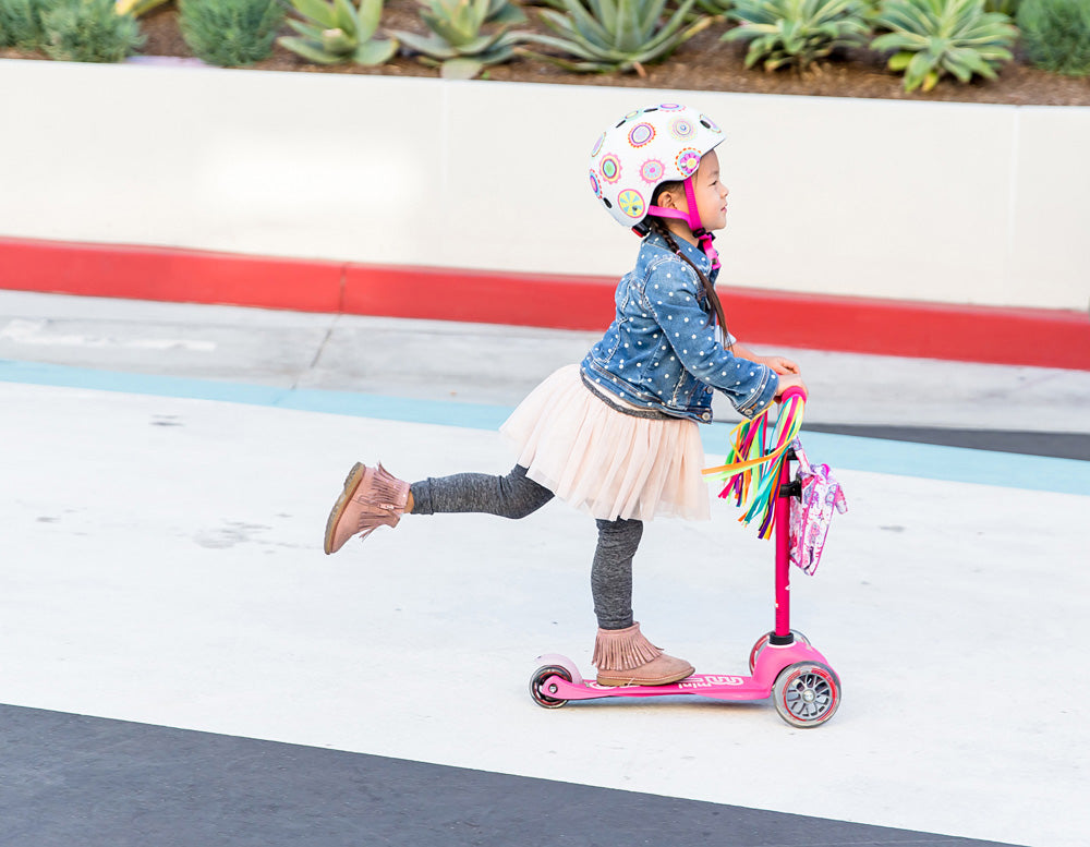 Micro Kickboard Mini Deluxe LED Scooter
