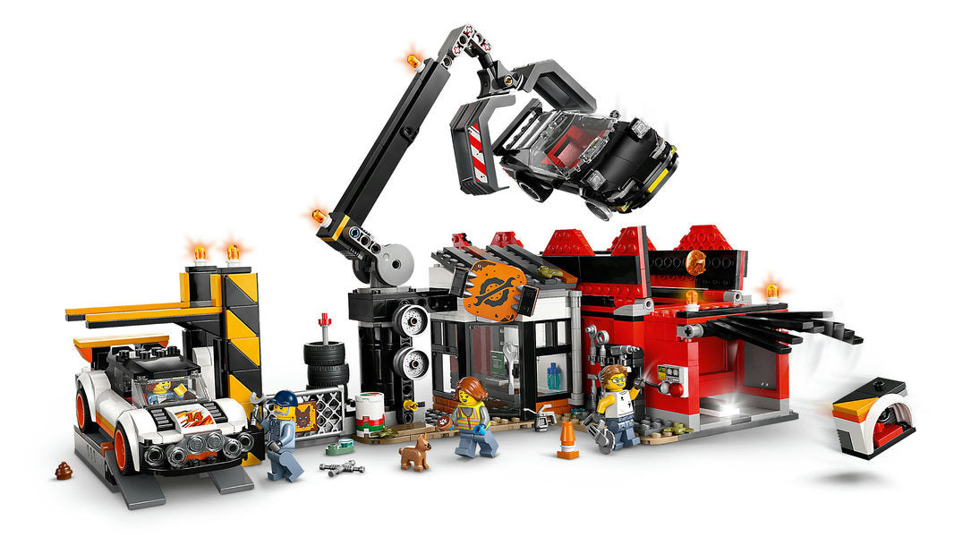 LEGO® City Scrapyard with Cars