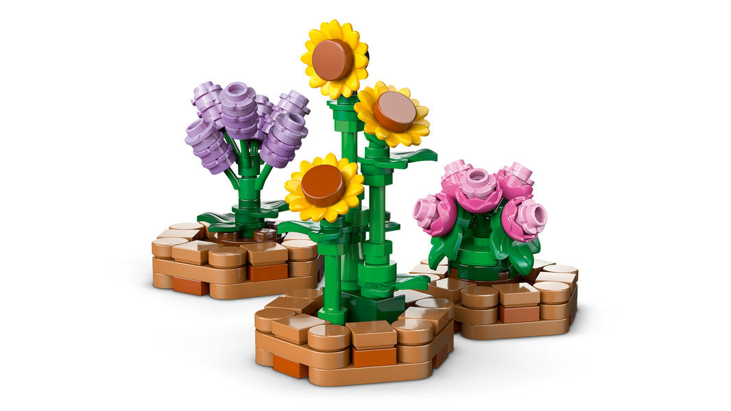 LEGO® Friends Beekeepers’ House and Flower Garden