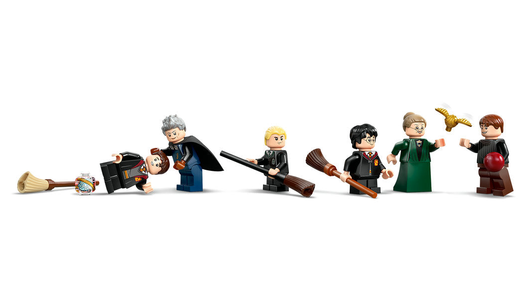 LEGO® Harry Potter™ Hogwarts Castle: Flying Lessons