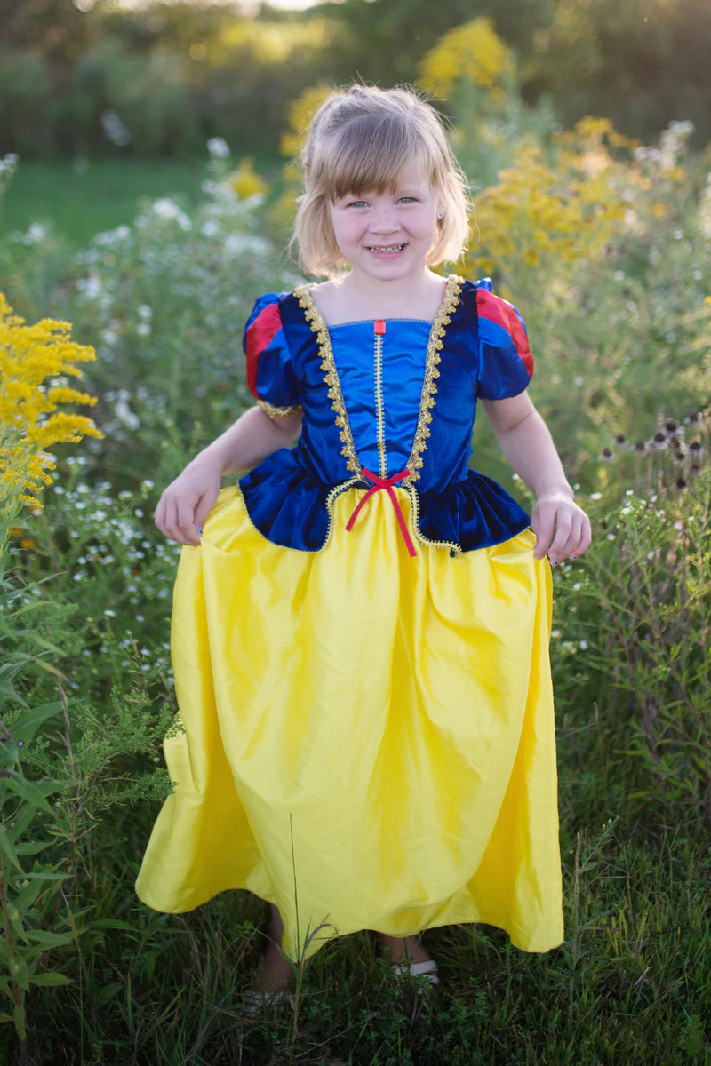 Deluxe Snow White Gown Size 7/8
