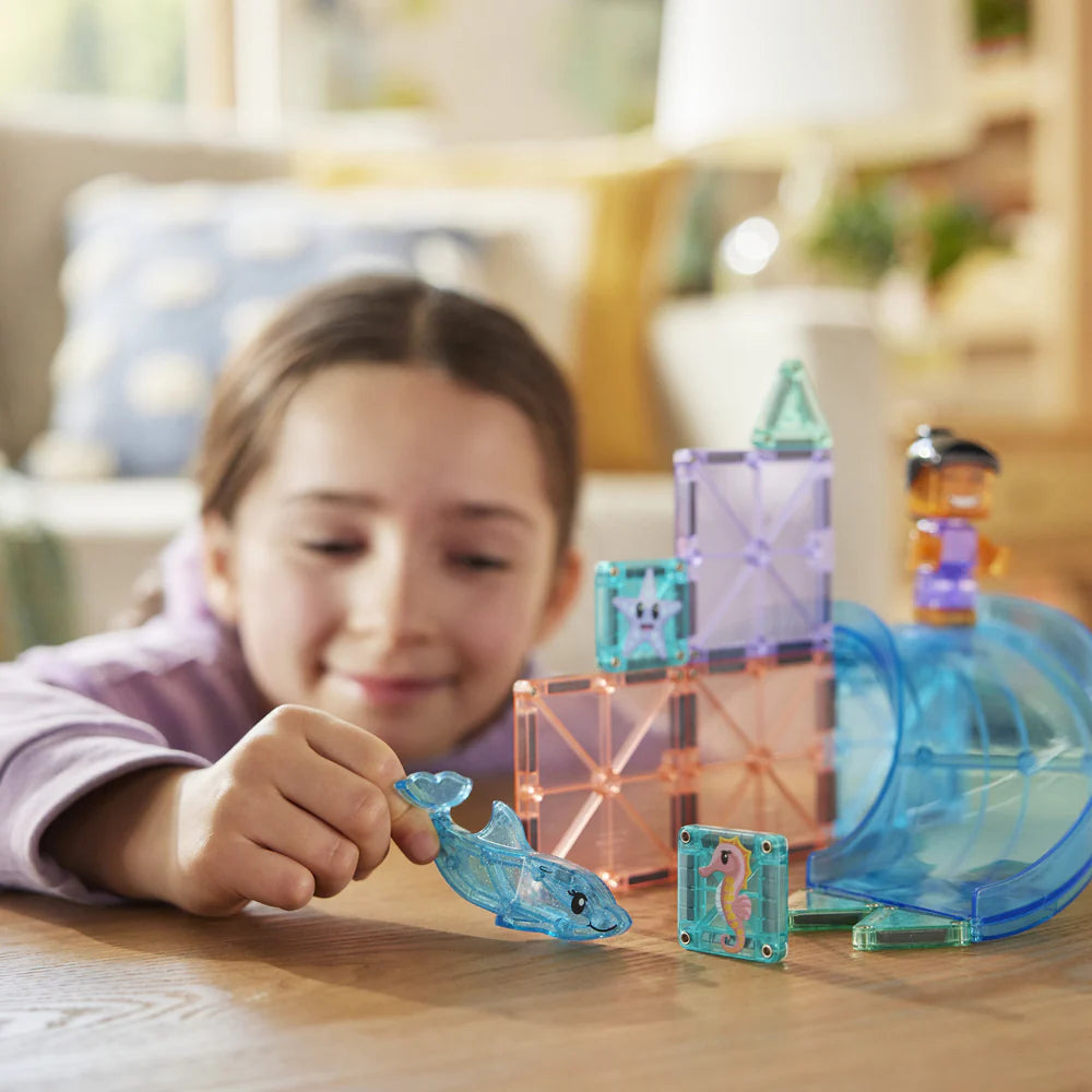 Magna-Tiles® Dolphin Bay 13 piece Set