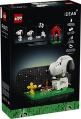 LEGO® Ideas Peanuts: Snoopy’s Doghouse