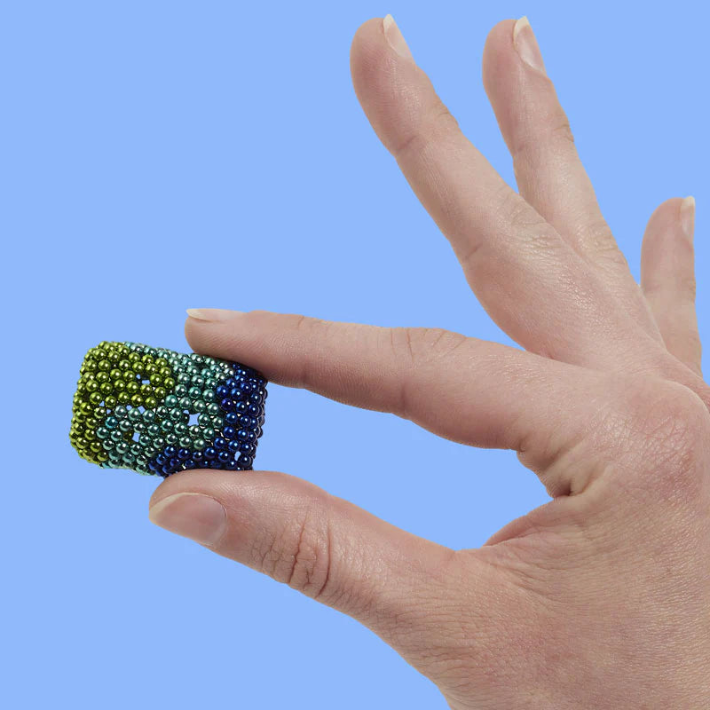 Speks Soothe Blue Gradient 432 Fidget Magnets