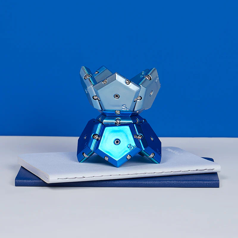 Geode Magnetic Fidget Set Chrome Cosmos Blue