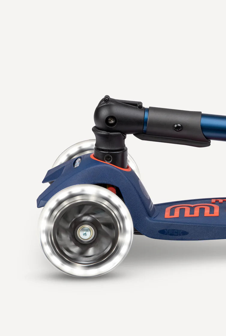 Maxi Deluxe LED Navy Foldable Scooter