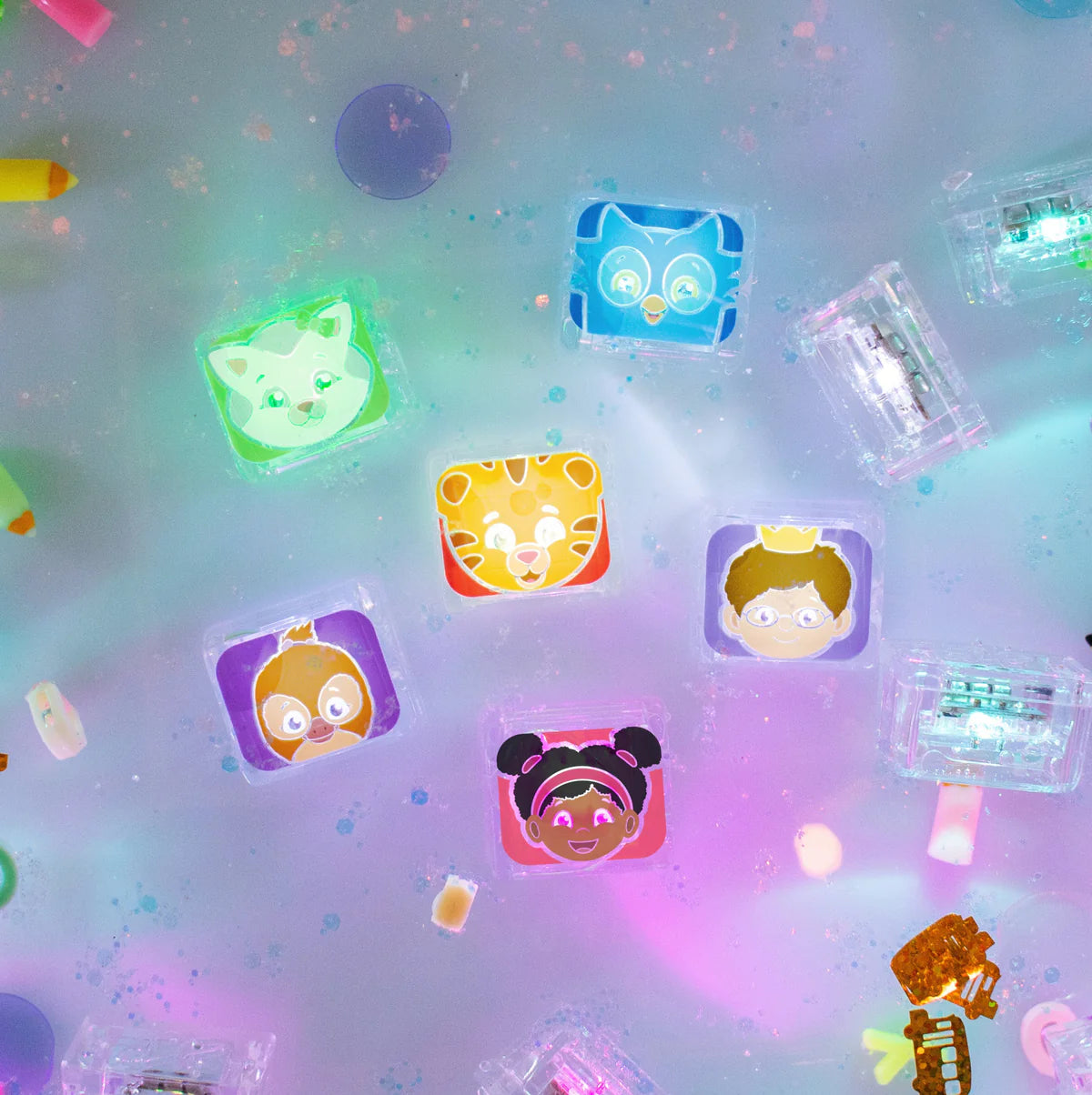 Daniel Tiger Light Up Cubes 6Pk