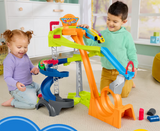 Little People® Hot Wheels® Spiral Stunt Speedway