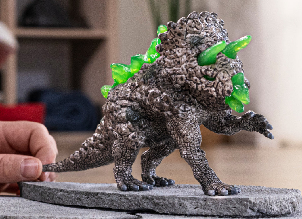Eldrador® Stone Triceratops