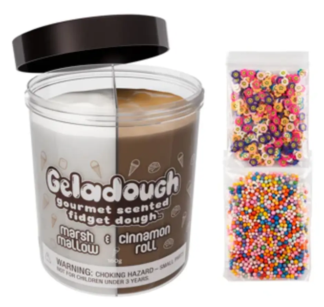 Marshmallow And Cinnamon Roll Geladough