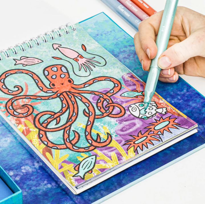 Sea Life Shimmer Coloring Set