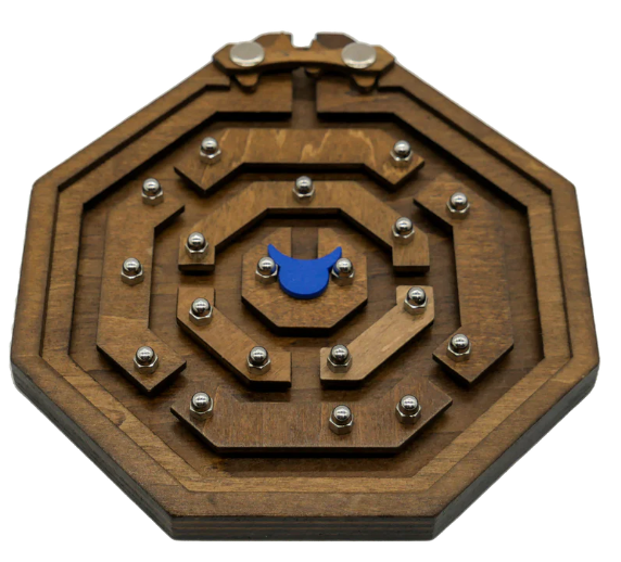 Minotaurs Labyrinth Puzzle