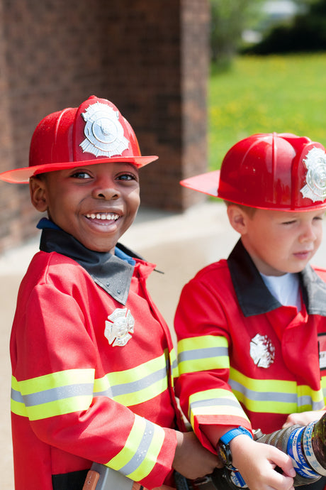 Firefighter with Accessories (Size 3-4)