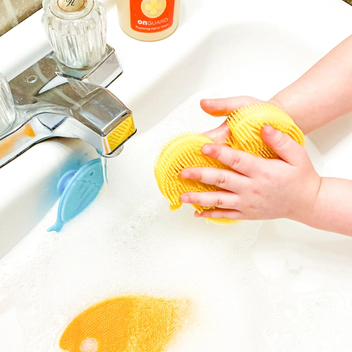 Silicone Duck Bath Scrub