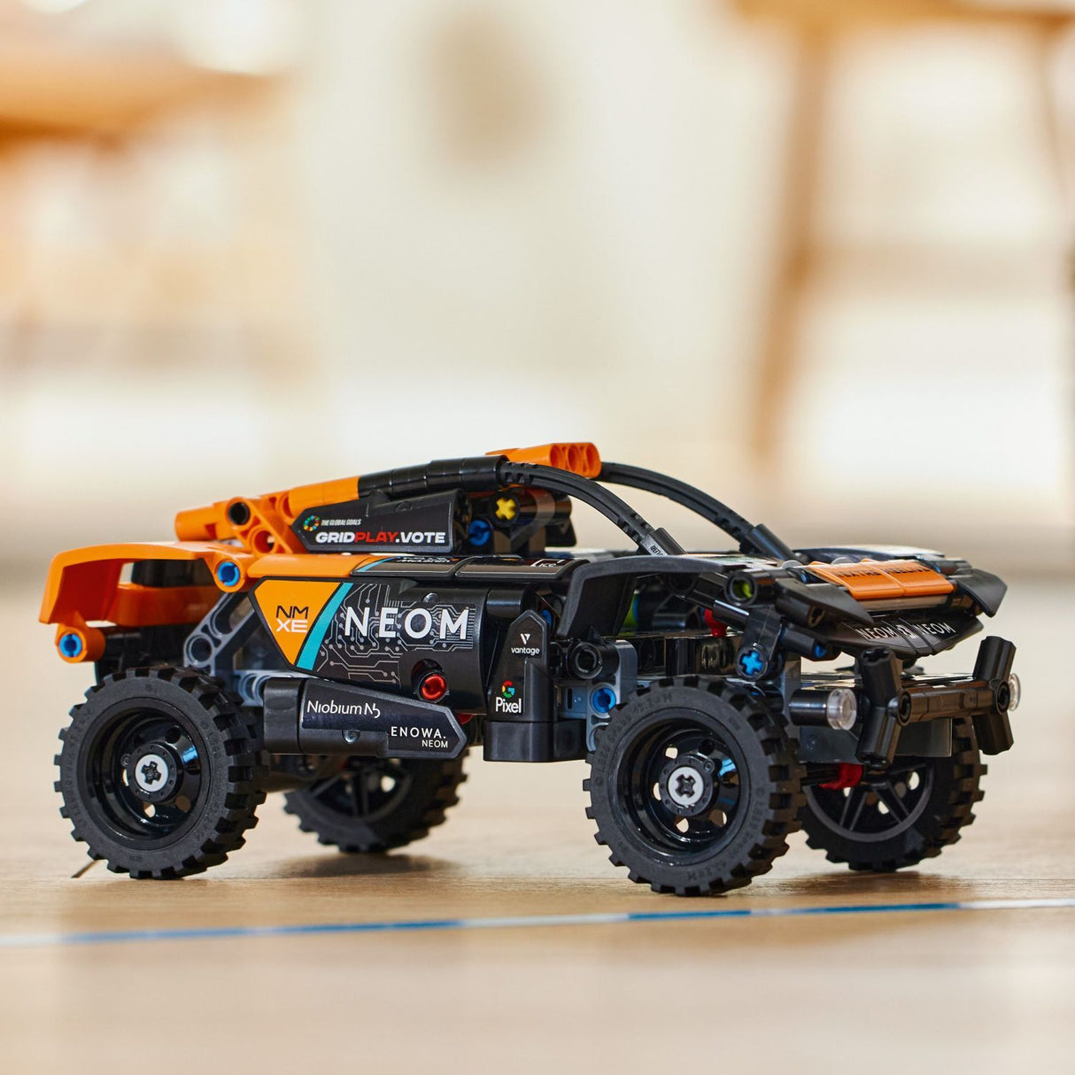 LEGO® Technic: NEOM McLaren Extreme E Race Car