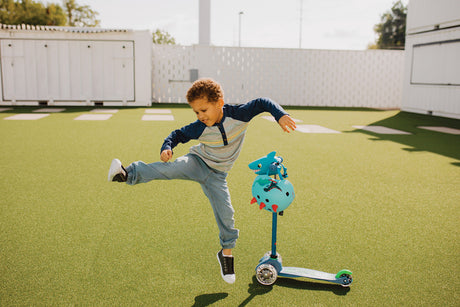 Mini Deluxe LED Crystal Blue Scooter