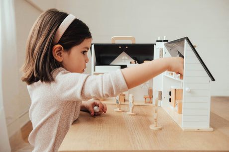 Home Sweet Home Dollhouse
