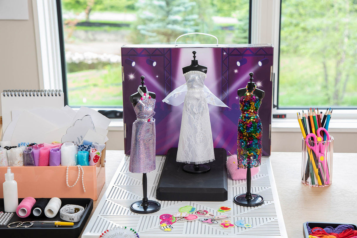 Run the Runway Fashion Design Kit